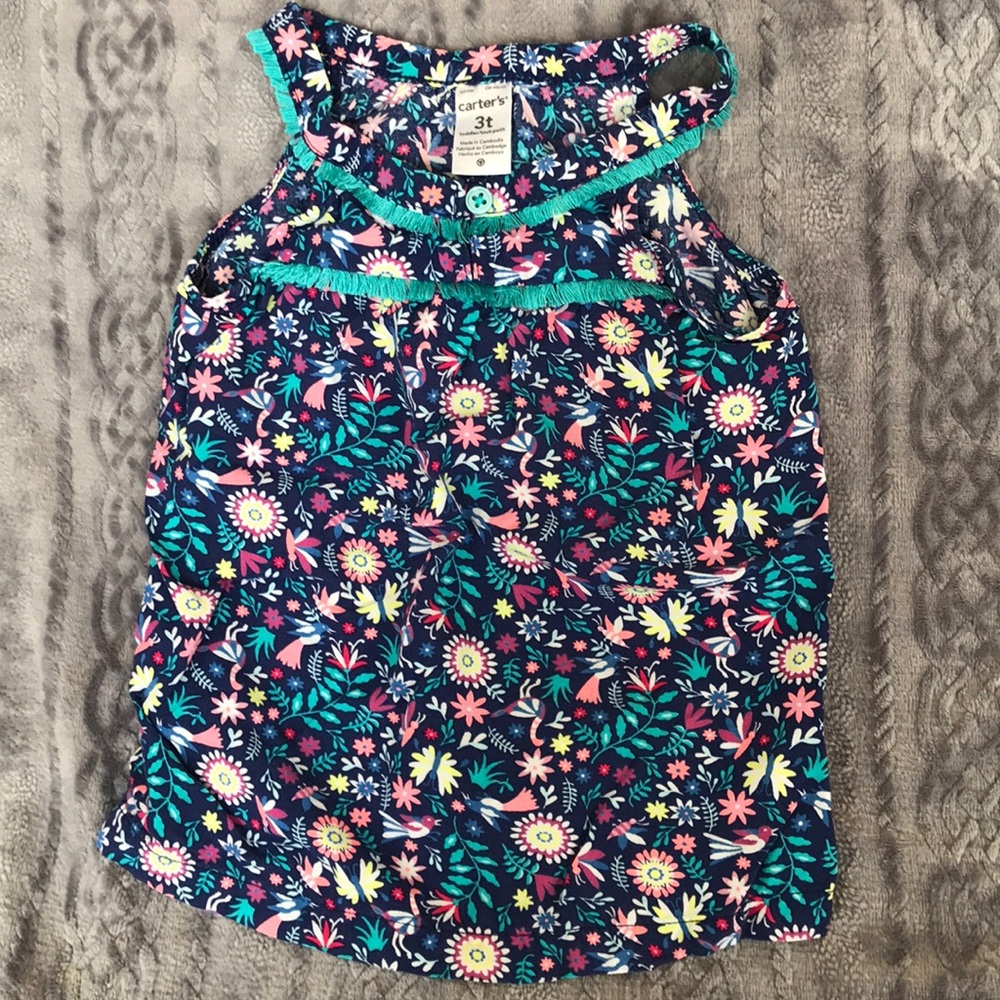 Girl’s floral top